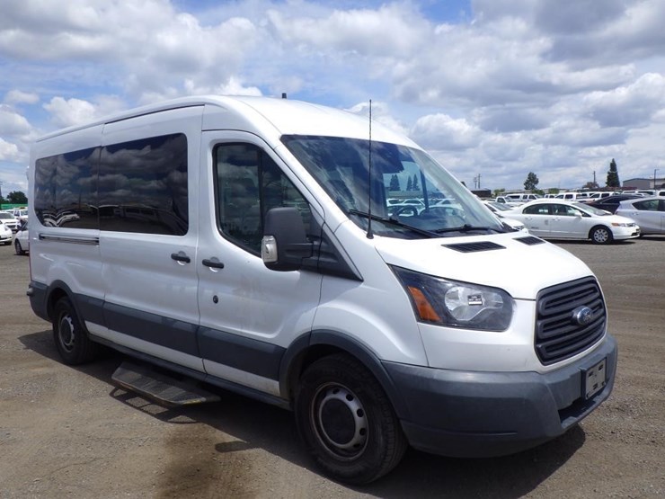 2018-ford-transit-image-2