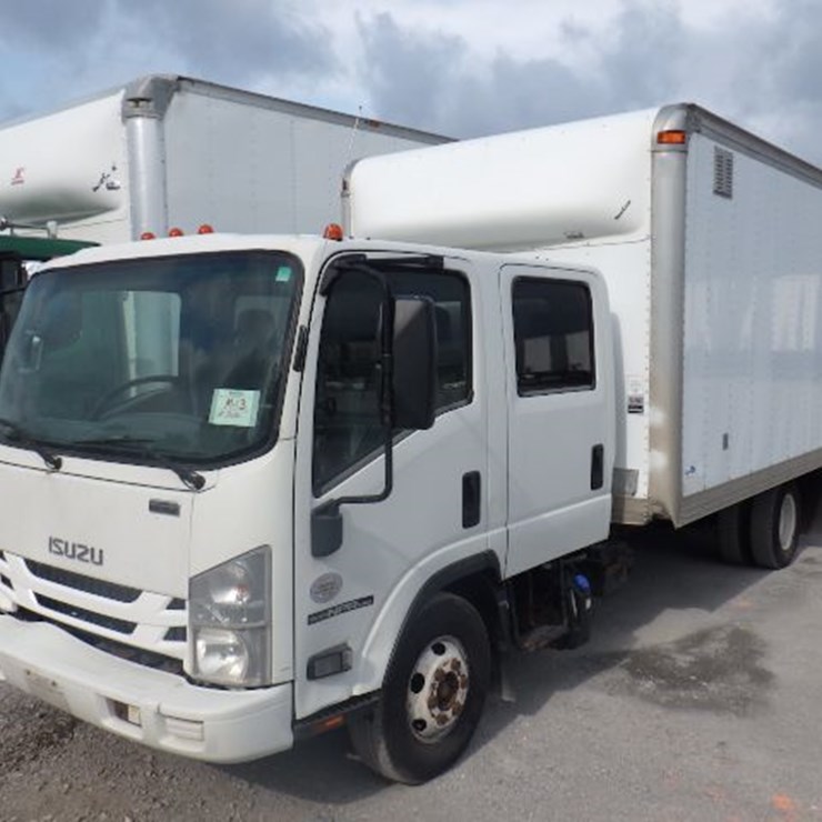 2018 ISUZU NPR