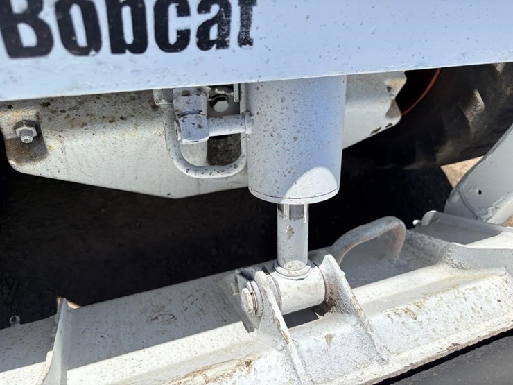 bobcat-463-image-13