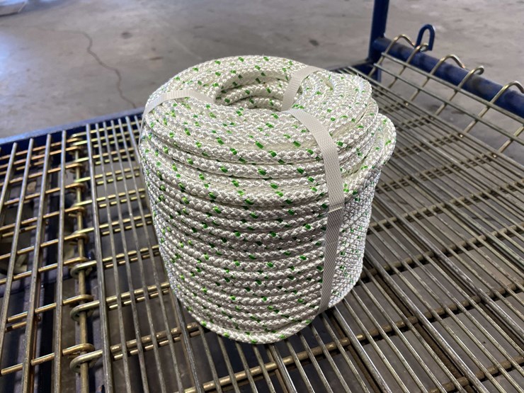#2721-•-new-3/8"-thick,-100'-of-double-braided-rope-(cw)-image-1