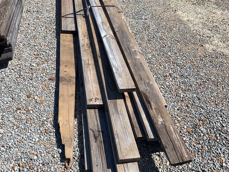 bundle-of-used-2"x6"-&-2"-x-8"-image-1
