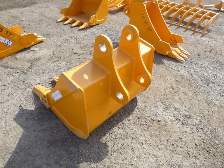 caterpillar-305-image-4