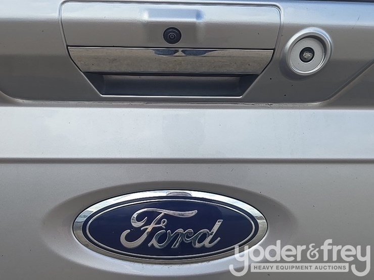 2021-ford-f150-xlt-image-19