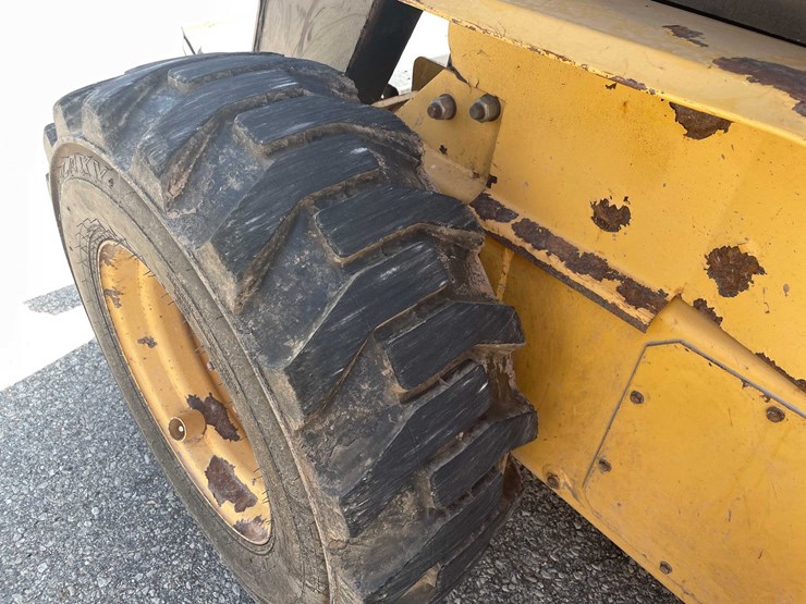 #1512-•-new-holland-skid-steer-(of)-image-14