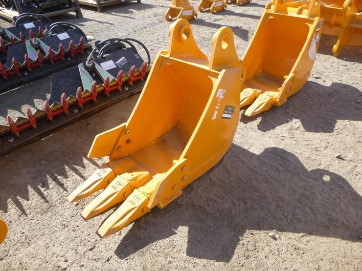 caterpillar-303-image-1