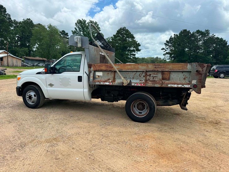 2012-ford-f350-image-3