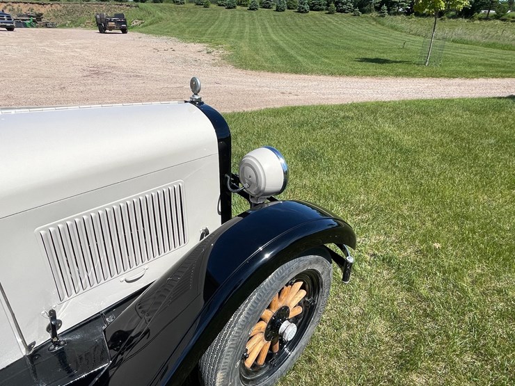 #1500-•-1928-dodge-brothers-4-door-sedan-(marion,-wi)-image-18