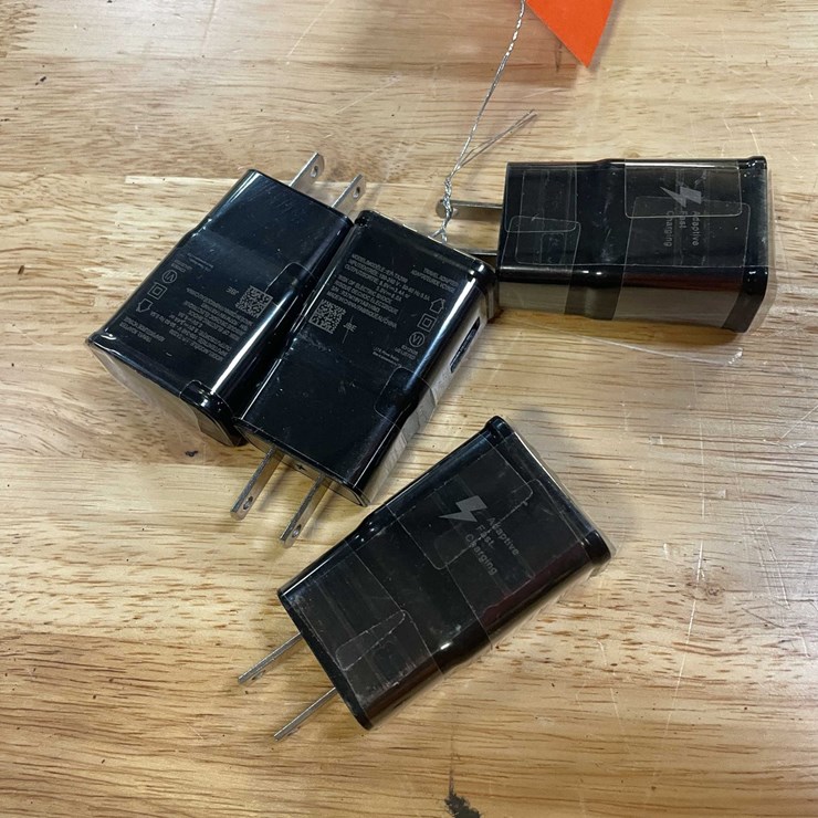#2711 • (4) USB Wall Charger Block Cubes (PR13)