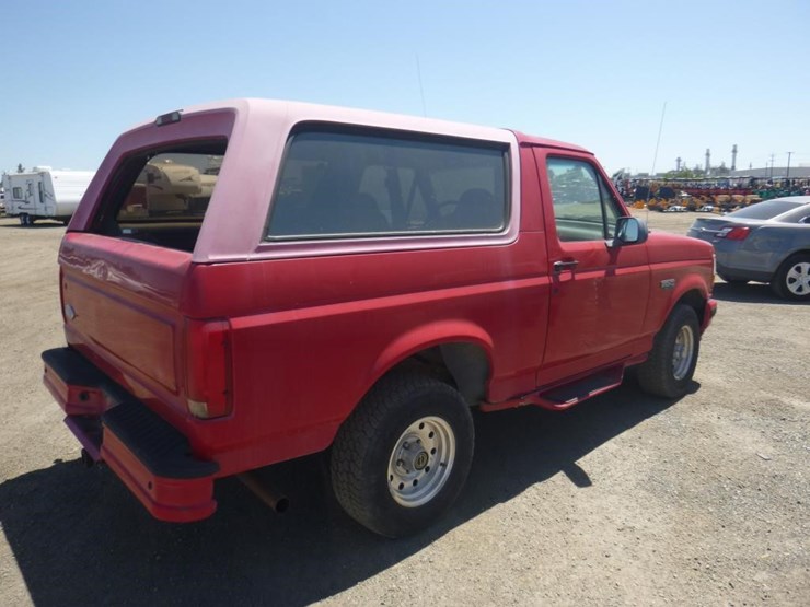 1995-ford-bronco-image-3
