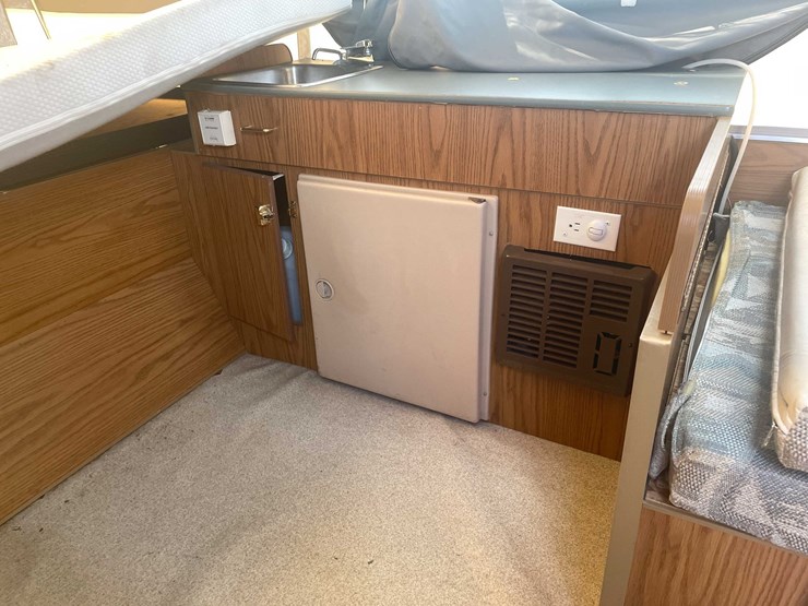 #1514-•-jayco-qwest-pop-up-camper(of)-image-36