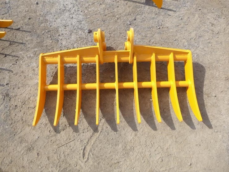 caterpillar-303-image-6