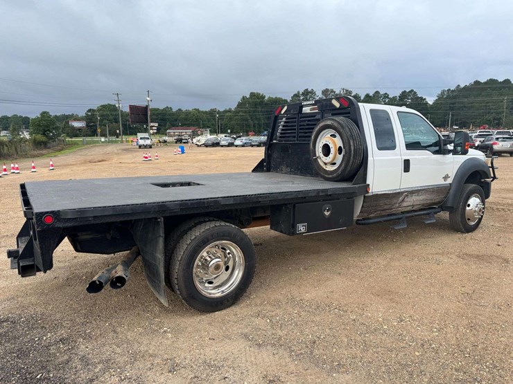 2012-ford-f550-xl-image-3