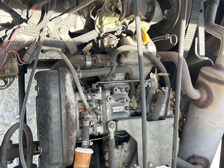 john-deere-gator-image-10