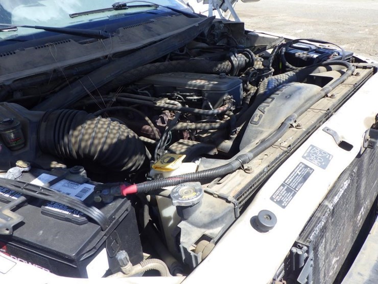 1996-dodge-ram-3500-image-9