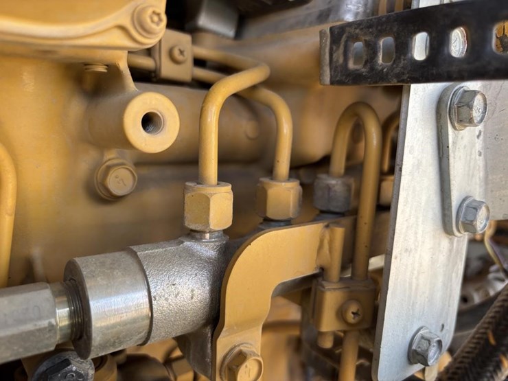 2015-caterpillar-308e2-cr-image-64