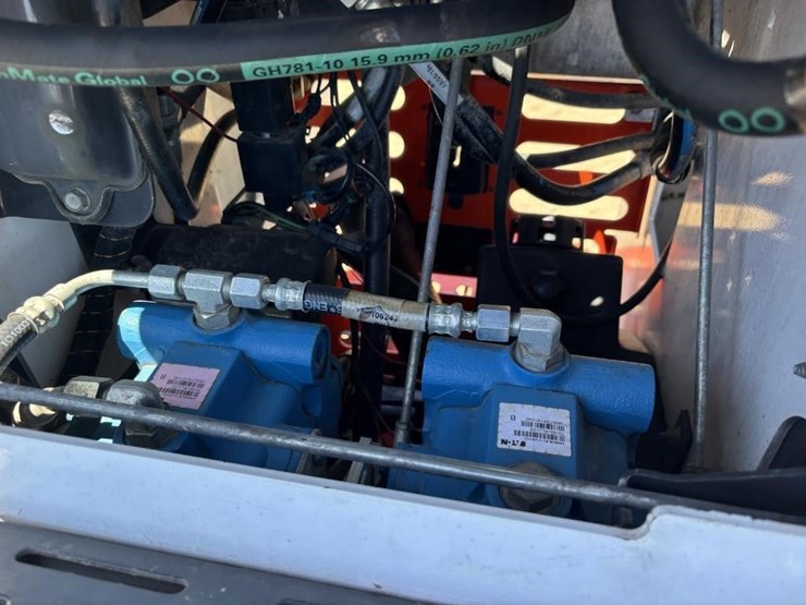2018-bobcat-mt85-image-22