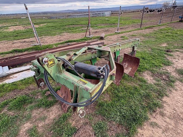 john-deere-3945-image-2