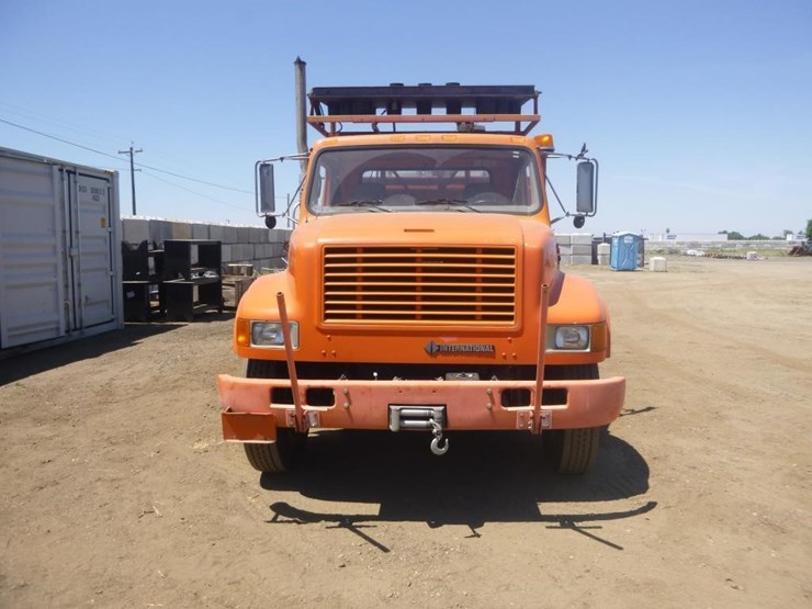 2001-international-4900-image-35