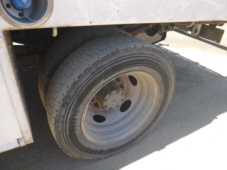 2016-ford-f450-image-15