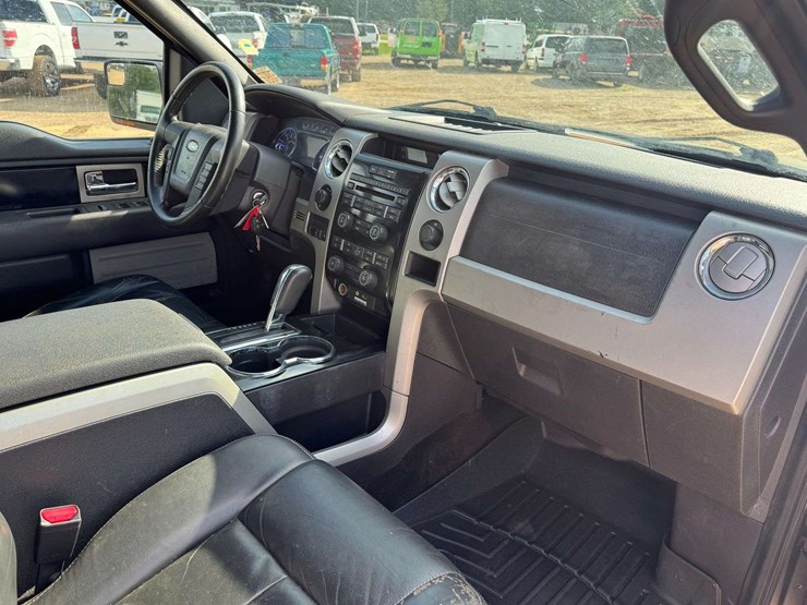 2011-ford-f150-image-13