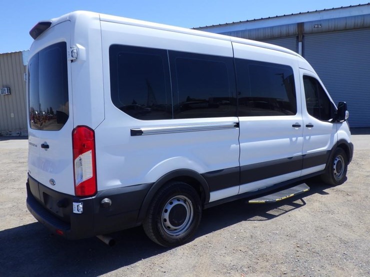 2020-ford-transit-image-3