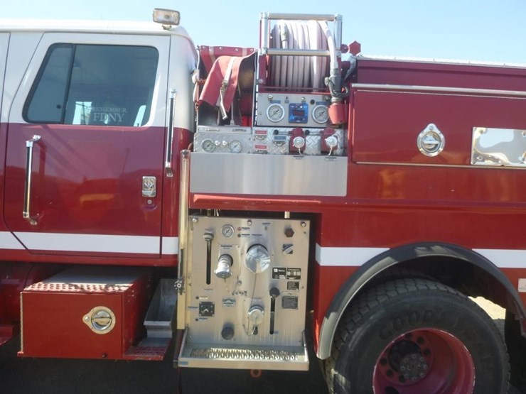 2001-international-4800-image-10