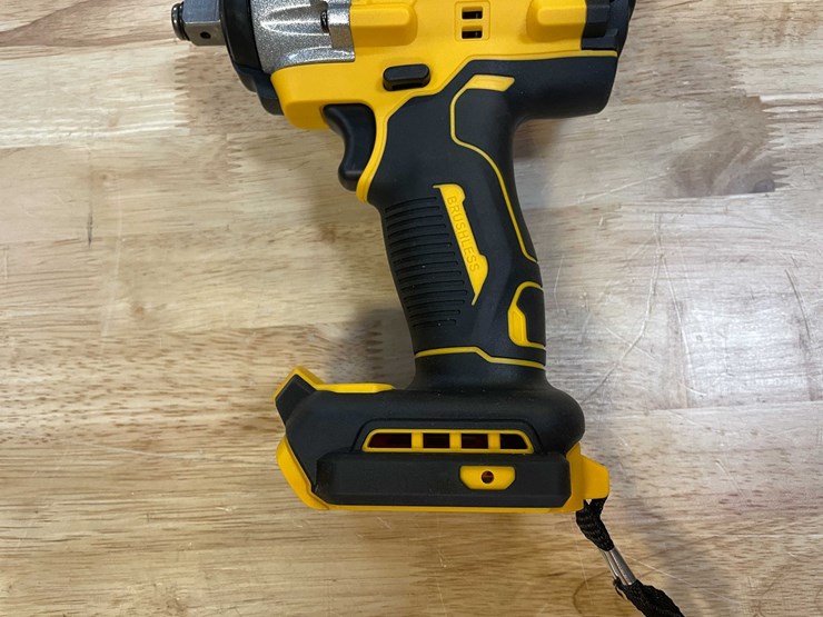 #2698-•-dewalt-20-v-compatible-1/2"-cordless-impact-(pr12)-image-3
