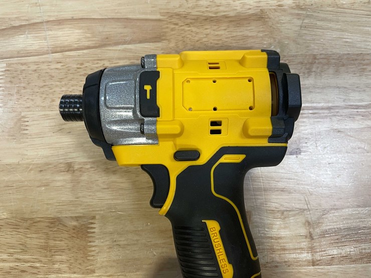 #2701-•-dewalt-compatible-20-v-cordless-1/4"-impact-driver-and-battery-(pr12)-image-2