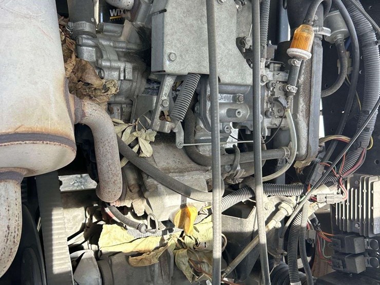 john-deere-gator-image-8