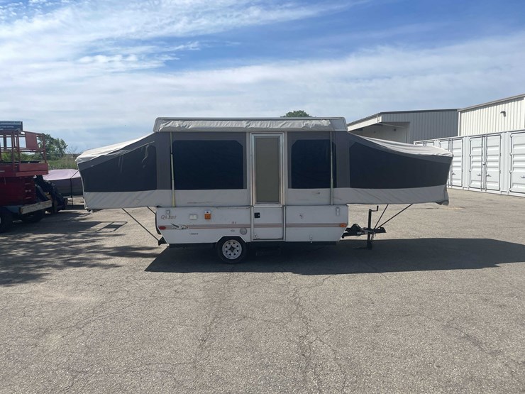 #1514-•-jayco-qwest-pop-up-camper(of)-image-4