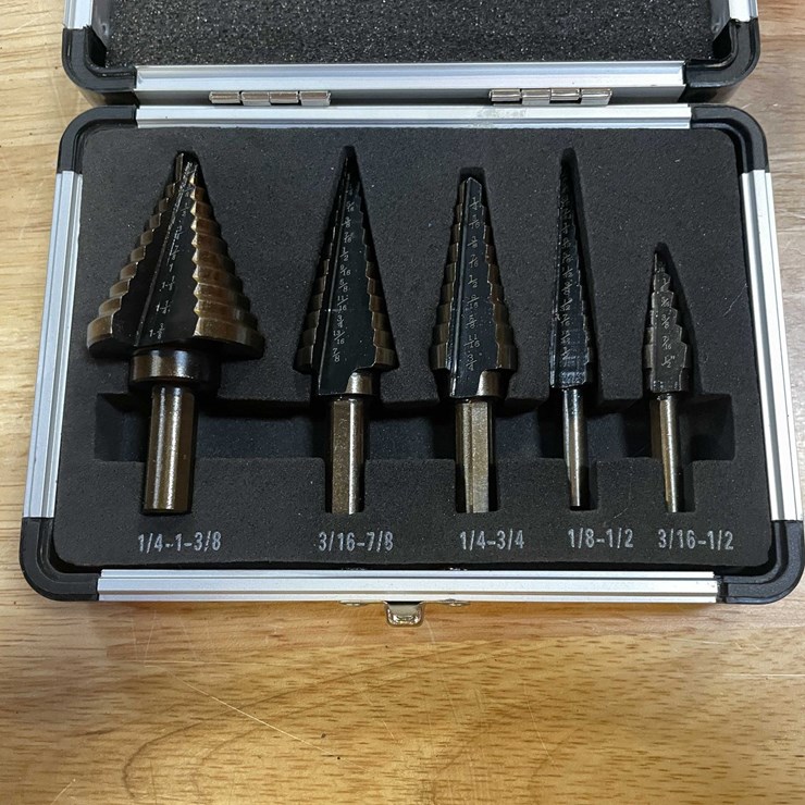 #2710 • Set of 5 Step Drills In Metal Case (PR13)