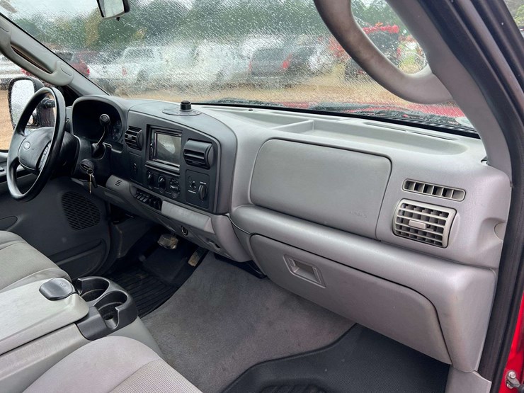 2005-ford-f350-xlt-image-16