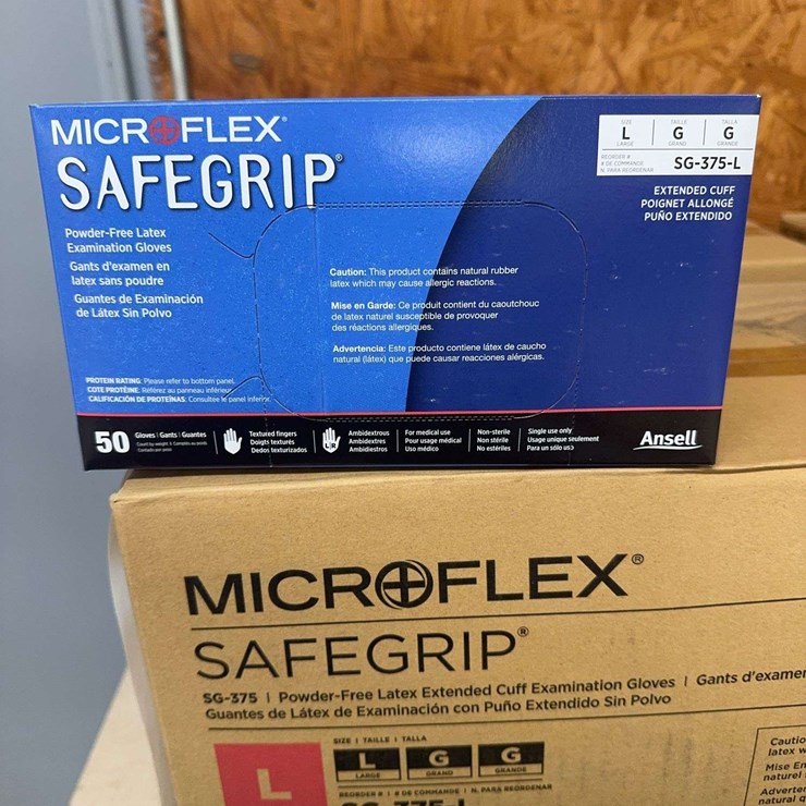 (4) Boxes MicroFlex Safegrip Powder Free Latex Gloves