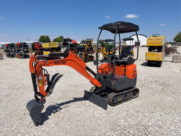 2026-sdlanch-sdle18p-mini-excavator,-s/n-2511146131-image-1