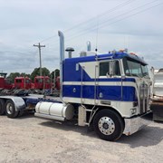 1988 Kenworth 100 E Double Bunk Cab Over Semi, Aluminum Rims, Twin Stack, SS Fenders, Cat 425 Rebuilt with 400,000 miles on engine, New Tires 4 years ago, 3.70 Rear end, 18 Speed, VIT Interior, 272'' wheel base, road ready, VIN# 1XKEDB9X4JJ372530