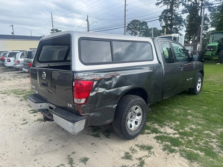 2006-nissan-titan-image-3