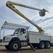 2013 FREIGHTLINER M2 106