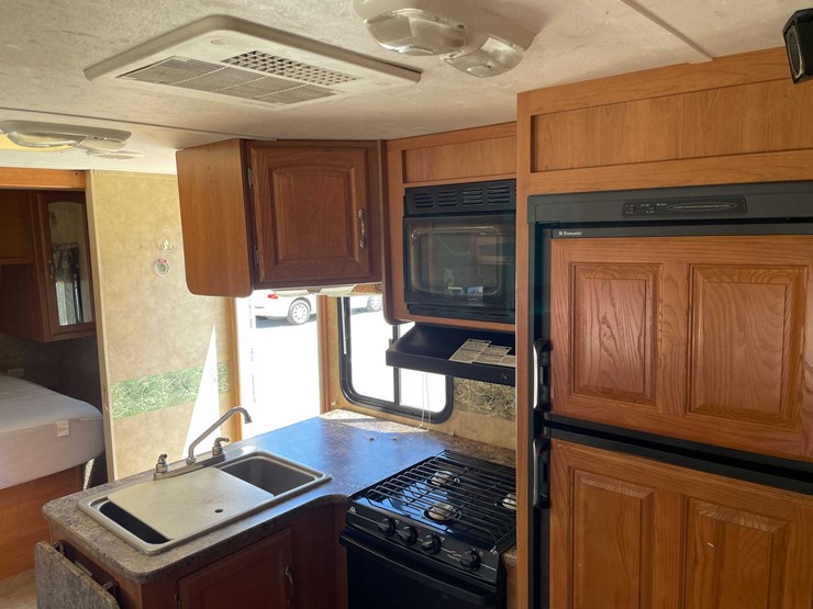 #1515-•-2008-keystone-travel-trailer-(wi-title)-(of)-image-66