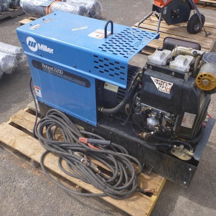 BOBCAT 225D