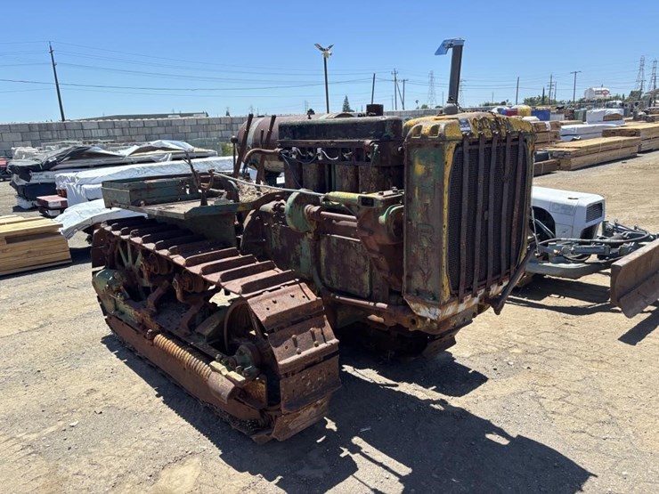 caterpillar-30-image-2