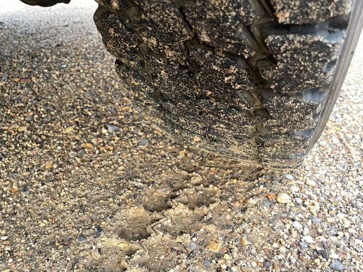 2014-ford-f550-image-24