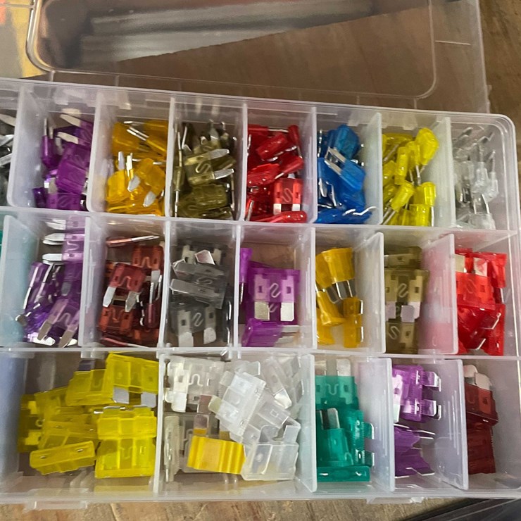 #2685 • Automotive Fuse Kit (PR12)