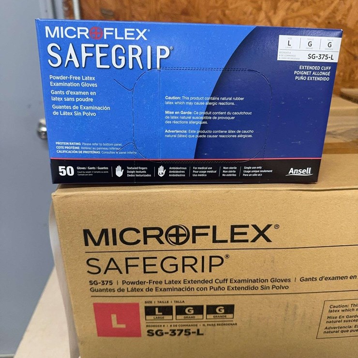 (4) Boxes MicroFlex Safegrip Powder Free Latex Gloves