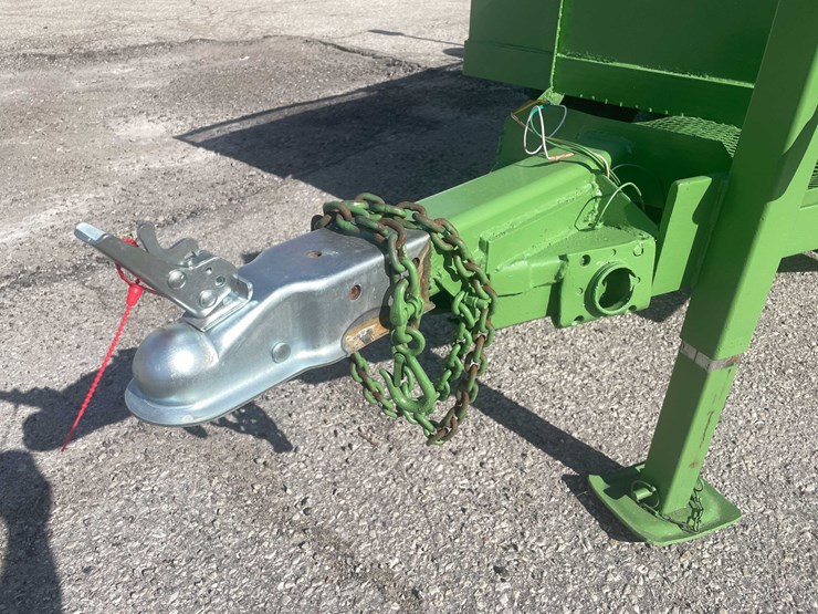#1504-•-475-gallon-tanker-utility-trailer-(of)-image-21