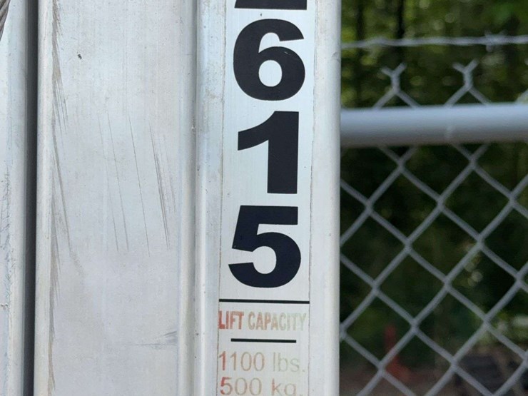 2020-sumner-2615-lift-on-castors-image-5
