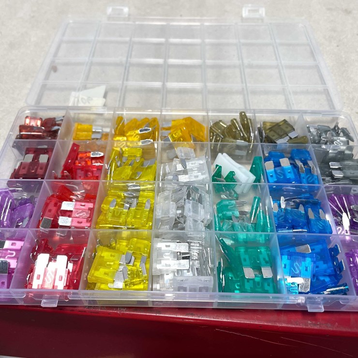 #2749 • 300 Pcs Fuse Set (CW)