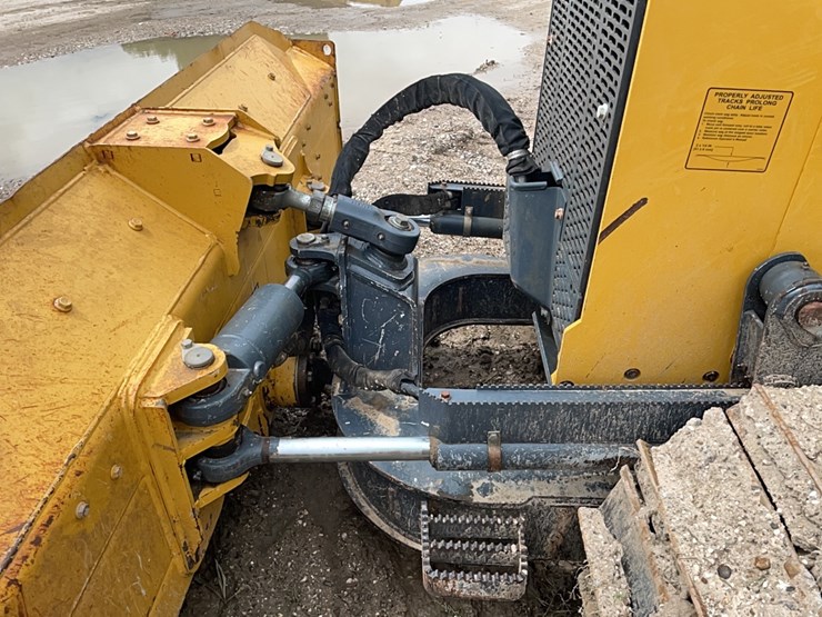 2021-deere-450k-image-7