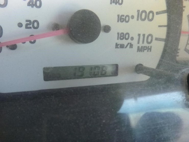 2003-toyota-tacoma-image-12