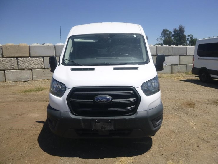 2020-ford-transit-image-17
