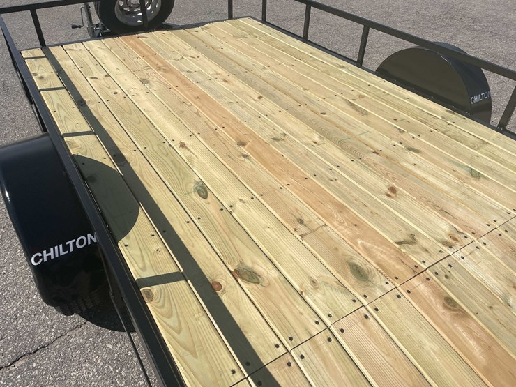 #1507-•-7'-x-12'-chilton-beaver-tail-(of)-image-13